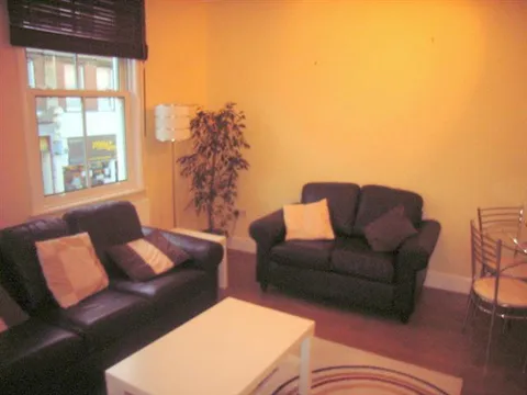 LivingDiningRoom__Small_.jpg