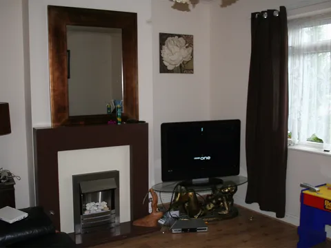 tennysonlounge1.jpg