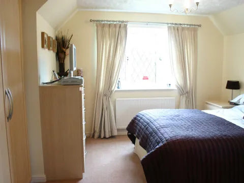 bed1rev.jpg
