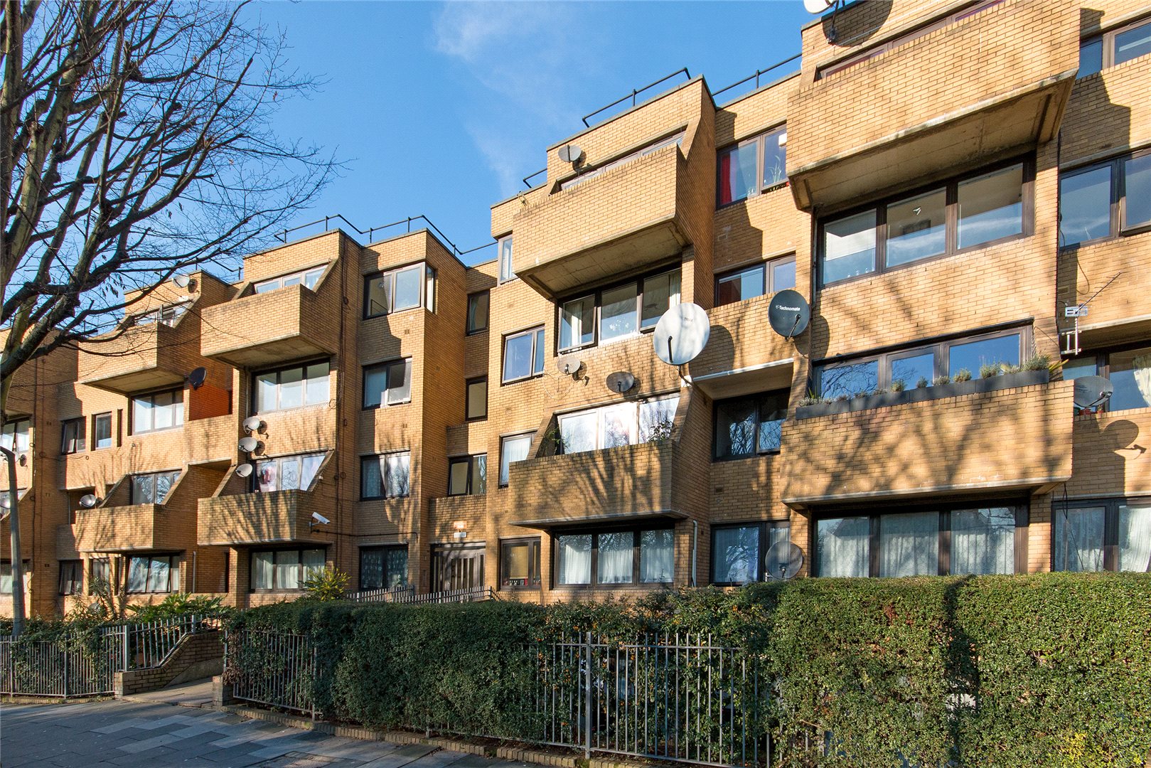 2 bedroom property to let in Harford House, 35 Tavistock Crescent