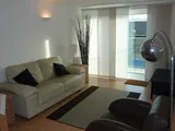 Stylish 2 bedroom, 2 bathroom apartment in Royal Arsenal SE18. Contemporary flat in Building 50