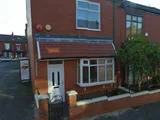 Queensgate, Heaton