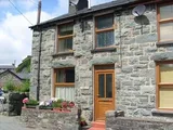1 Isallt, Trawsfynydd, Gwynedd