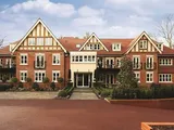 2 bedroom Second Floor Apartment in South Ascot