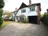 Broad Walk, Pownall Park, Wilmslow