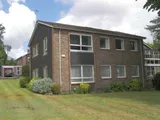 MIDHURST a light and spacious 2 bed purpose built apartment with a garage