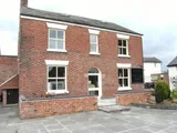 London Road, Holmes Chapel CW4