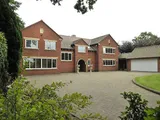 Chester Road, Mere