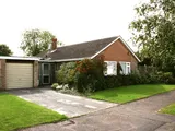 3 bedrooms - Meadway, Harrold