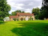 Reading Road, Darby Green, Camberley, GU17