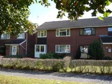 Holland Pines, Bracknell