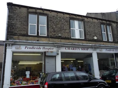Front_of_Building_3_-_Colne_Flats.jpg