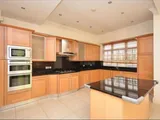 The Bishops Avenue, East Finchley, N2