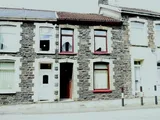 Robert Street, Ynysybwl