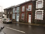Cribbyn Ddu, Ynysybwl