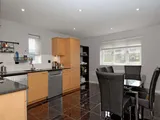 Longman Court, Stationers Place, Apsley Lock