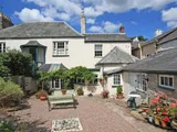 Bramble Hill House, Exeter Road, Honiton, East Devon