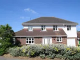 Guide Price £350,000 - £380,000