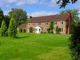 Reading Road, Darby Green, Camberley, GU17