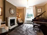 Holland Park Avenue, London, W11
