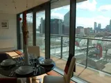 Stunning Docklands two bedroom apartment - walking distance to Canary Wharf!