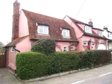 CHAIN FREE WITH OPEN COUNTRYSIDE VIEWS TO THE REAR
