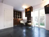 SHORT LET, Carlyle Mews, London, E1