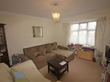 Weston Park, Thames Ditton