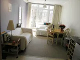 FULHAM - SPACIOUS TOP (2nd) FLOOR BALCONY FLAT CLOSE TO SHOPS, BARS, RESTAURANTS & TUBE