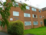 William Court, Moseley Village! Well Presented TWO Bedroom In The Heart of Moseley! -NO UPWARD CHAIN!