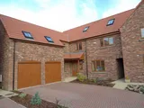 Chapel Walk/Haugh Road
Upper Haugh
