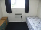 SINGLE AND DOUBLE ROOMS AVALIABLE IN YEIWSLEY