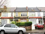 Seely Road, London