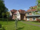 FETCHAM/LEATHERHEAD BORDERS