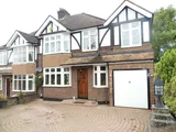 Westlecote Gardens, Old Bedford Road