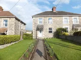 This well presented 3 bedroom family home is set within generous sized gardens and benefits from being situated in a pri
