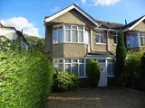 Regents Park Road, Regents Park