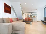 Hertsmere Road, London, E14