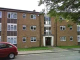 Queens Drive, Bedford