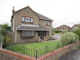 DENMEAD - SPACIOUS DETACHED PROPERTY IN FAVOURED LOCATION