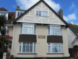 PAIGNTON One bedroom flat with parking- includes heating and water rates