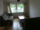 One bedroom furnished freshly decorated flat available in govan.