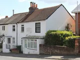 Park Road, Cowes, Isle of Wight, PO31 7LT