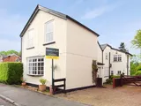 4 bedroom Semi Detached Cottage in Sunninghill