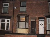 WELL PRESENTED 2 BEDROOM HOUSE TO LET