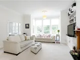 Lion Gate Gardens, Richmond, TW9