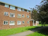 Kingfisher Drive, Staines, TW18