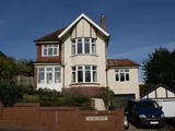 Laura Grove, Paignton