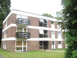 Gallagher Court, Moseley - LOVELY REFURBISHED, TWO BEDROOM GROUND FLOOR FLAT with LONG LEASE!!!