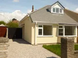 Bellair Avenue, Crosby